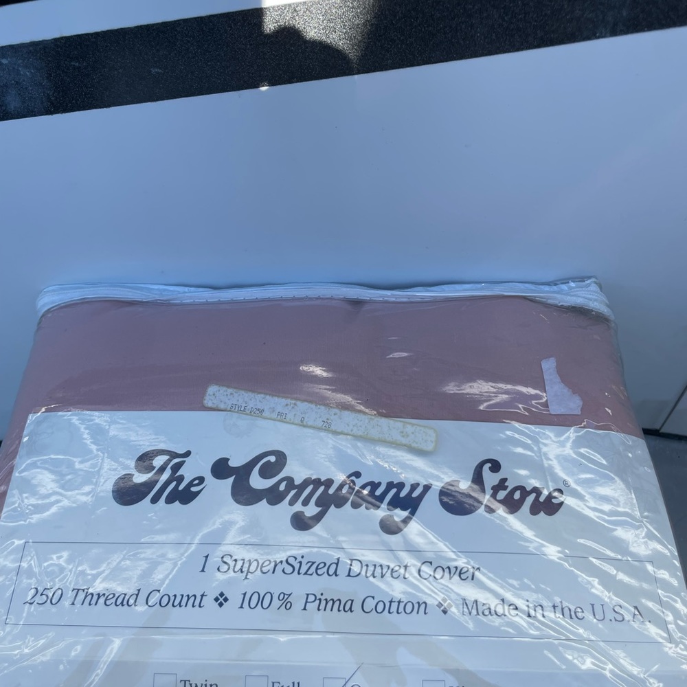 The Company Store Supersized Duvet Cover Queen pinky rose color
